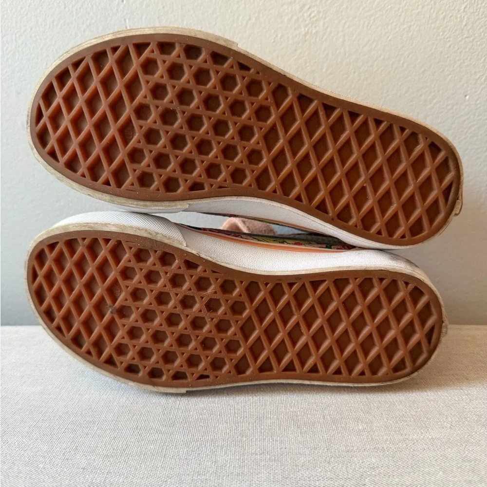 Floral frog princess Kids Vans sneakers with Velcro Straps - Picture 6 of 9